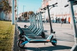 Abonnement elektrische scooter VS.  Verhuur